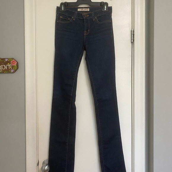 Jeans - Picture 2 of 7